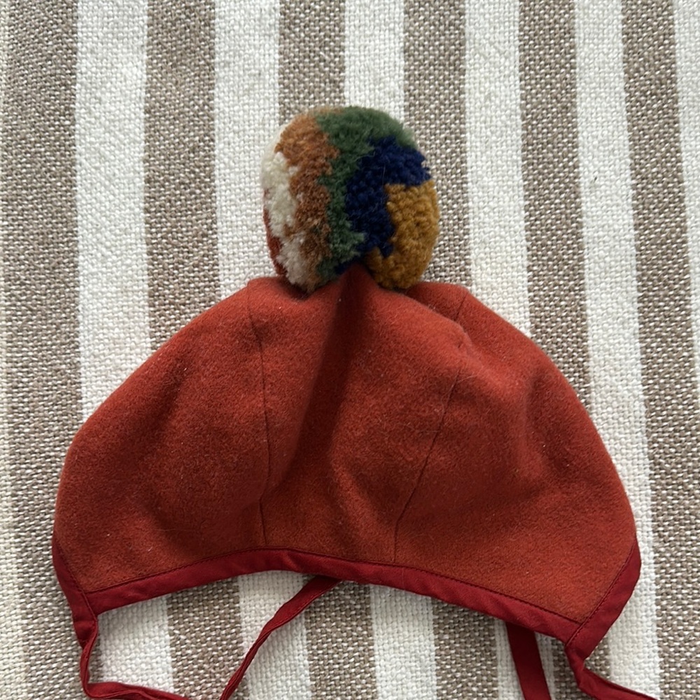 Briar Baby Pom wool bonnet - Picture 4 of 5
